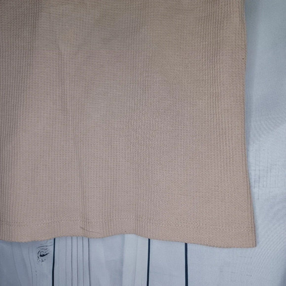 SO ribbed cropped juniors short sleeve V-neck with lace trim top NWT - Picture 9 of 9